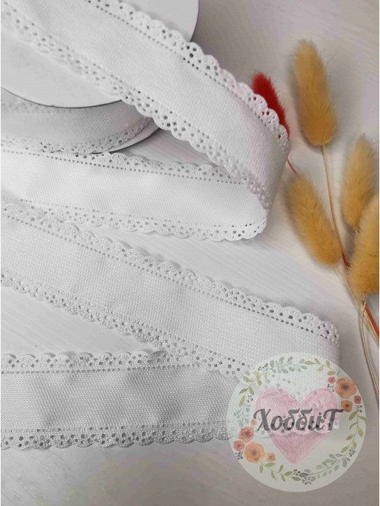 Лента вельветовая с перфорацией 3,8см. (белый)